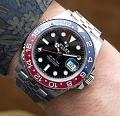 Нажмите на изображение для увеличения
Название: Rolex-GMT-Master-II-Pepsi-Steel-Jubilee-126710BLRO-BaselWorld-2018-aBlogtoWatch-1.jpg
Просмотров: 1347
Размер:	260.6 Кб
ID:	2387181